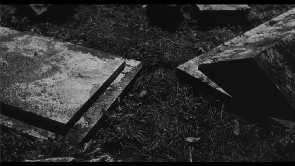 Terror-Creatures from the Grave